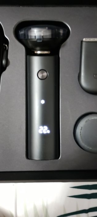 Продам электробритву