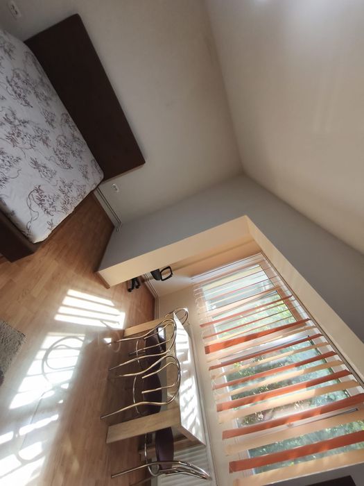 Închiriez apartament cu o camera !