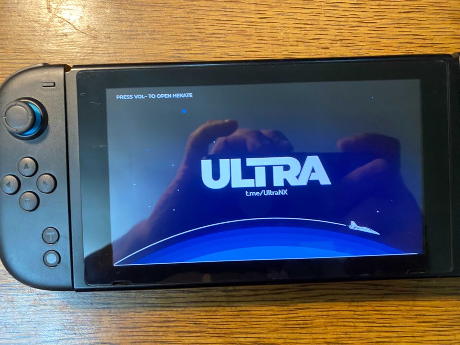 Nintendo Switch чипованный 64gb