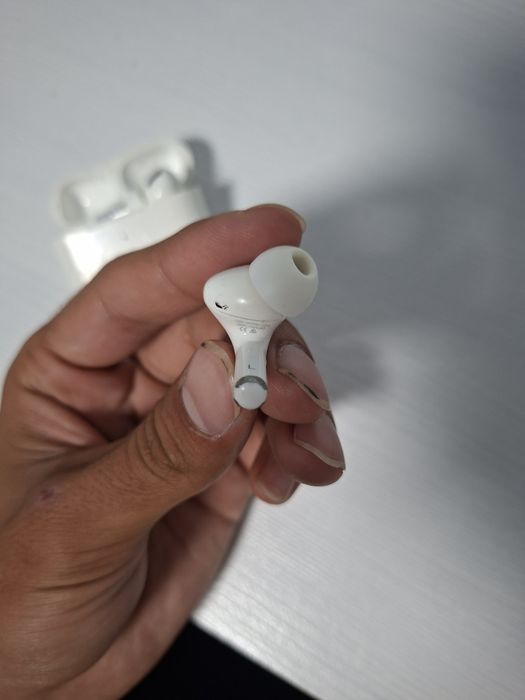 Apple airpods pro