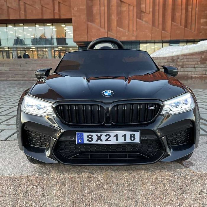 Aкумулаторна кола Bmw M5 Premium 24V/7Ah,500W Drift функция