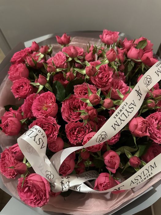 Кустовые розы,свежие