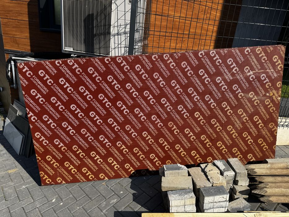 Продавам кофражни платна GTC 244x122 21mm