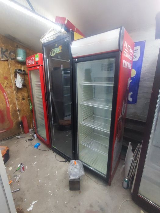 Холодильник стекло