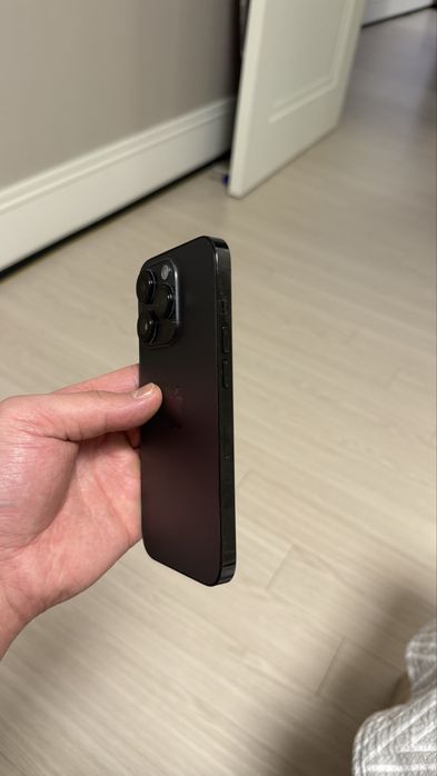 Продам Iphone 14 Pro 512gb