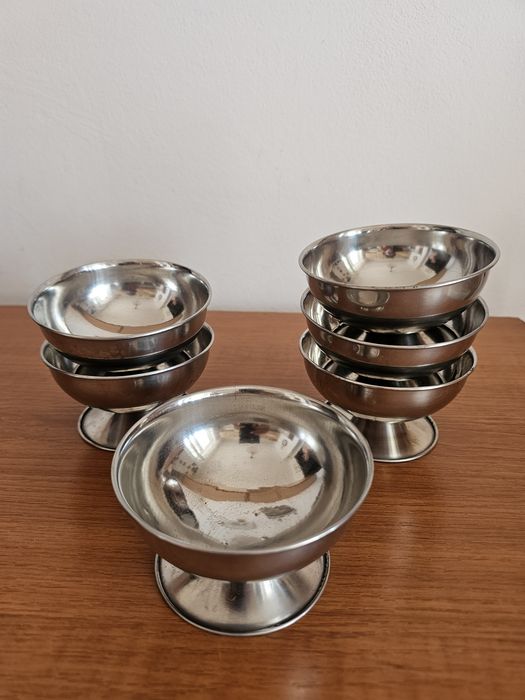 6 cupe de inox, pentru inghetata