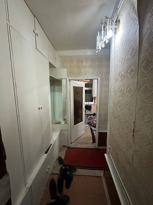 Uy sotiladi 1 xonali srochna