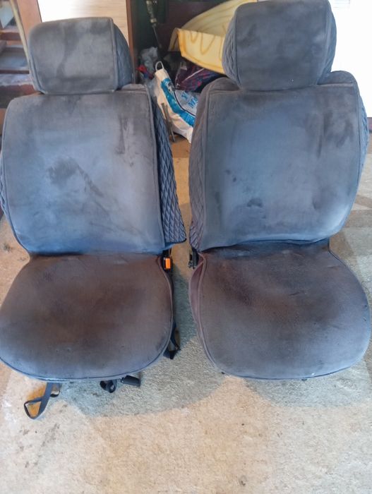 Продам сиденья Ауди С4.