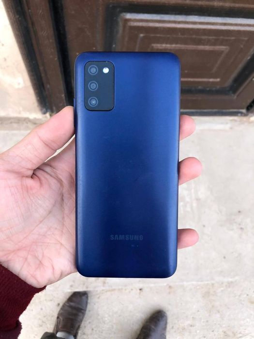 Самсунг а03с виетнам