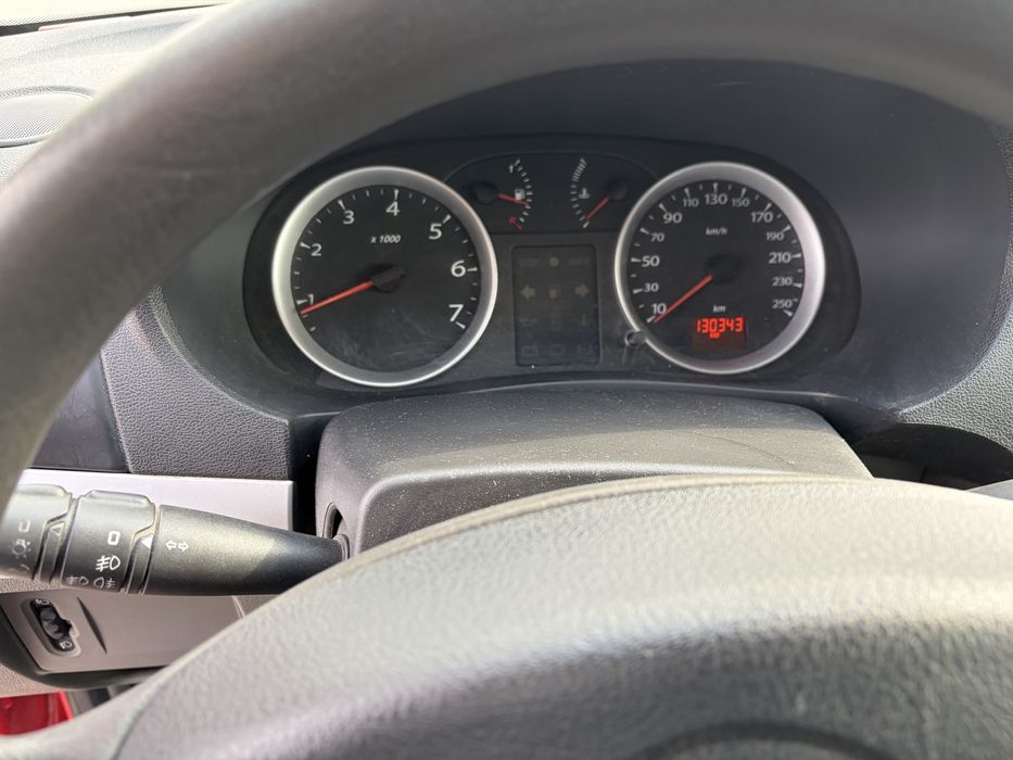 Renault Symbol  An: 2010