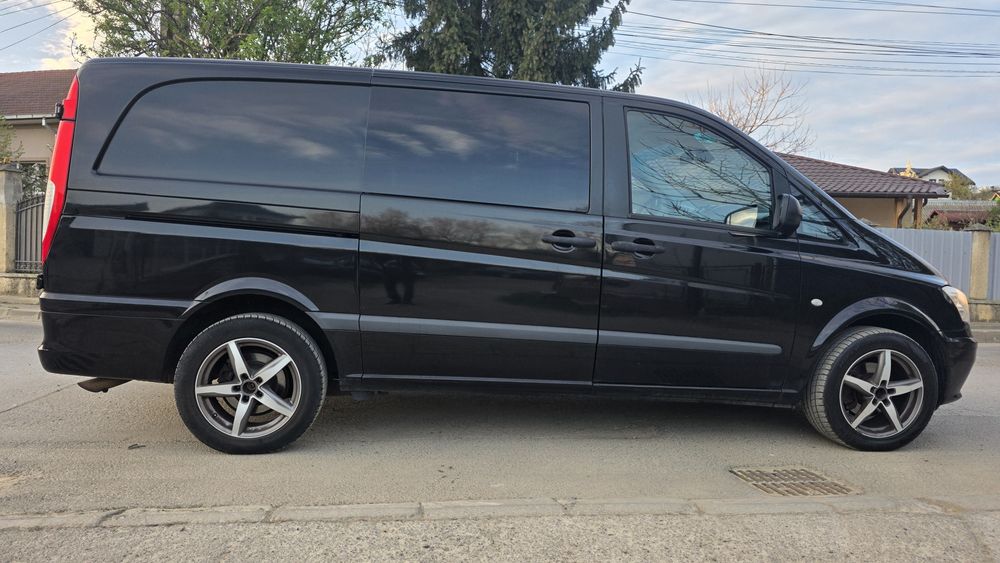 Mercedes-Benz Vito 113 * Motor 2.2 CDI  An 2011 * Dublu Cabina Autoutilitara * 5 Locuri