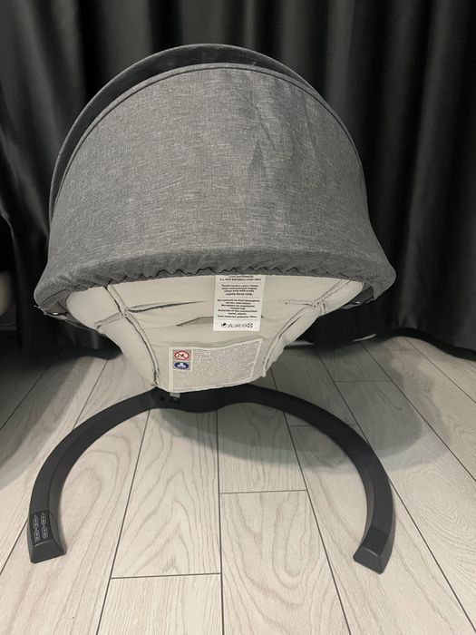 Електрическа бебешка люлка в сив цвят, 0-6 мес./до 9 кг.