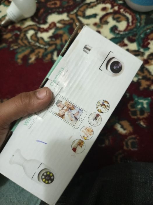 Kamera sotiladi yana narhini kelishiladi