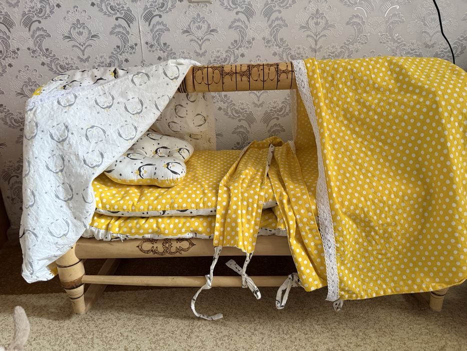 Бесік сатылады.                      .