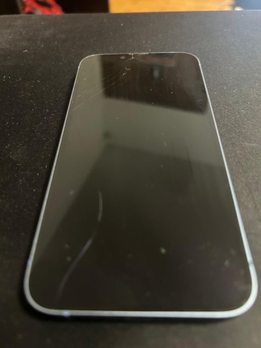 2 telefoane iphone 14, utilizate