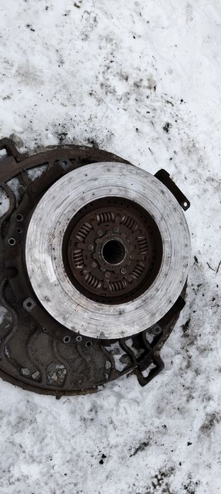 Запчасти на тягач