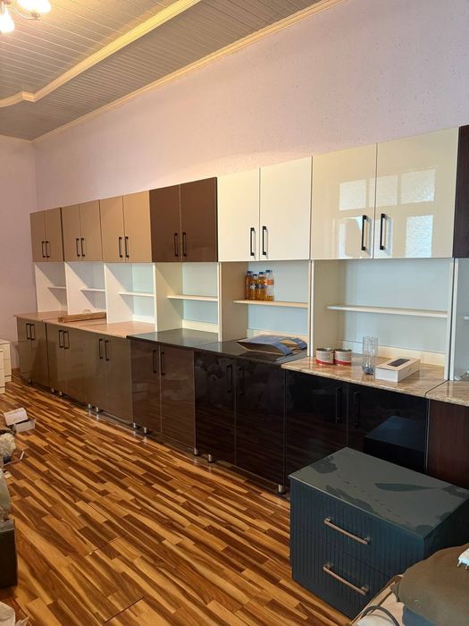 АКЦИЯ !!! НИЗКИЕ ЦЕНЫ!!Кухня буфет из акрила и лмдф по низким ценам