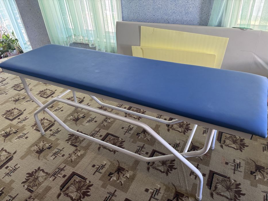 Кушетка медицинская