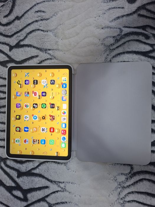 Aipad 10 поколения.