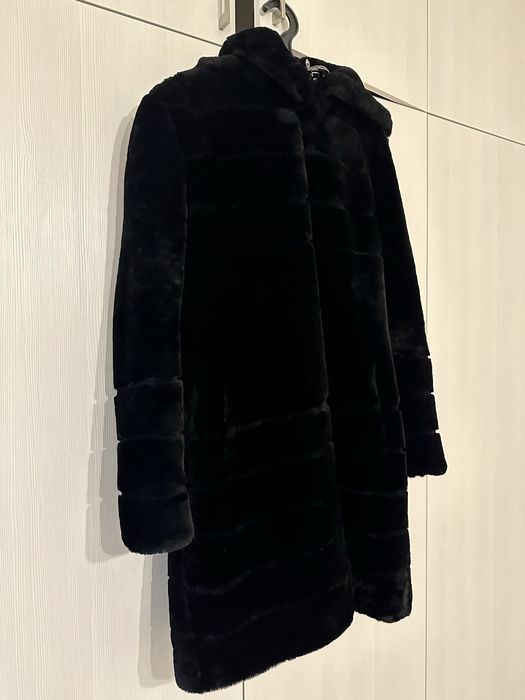 Мутоновая шуба с капюшоном