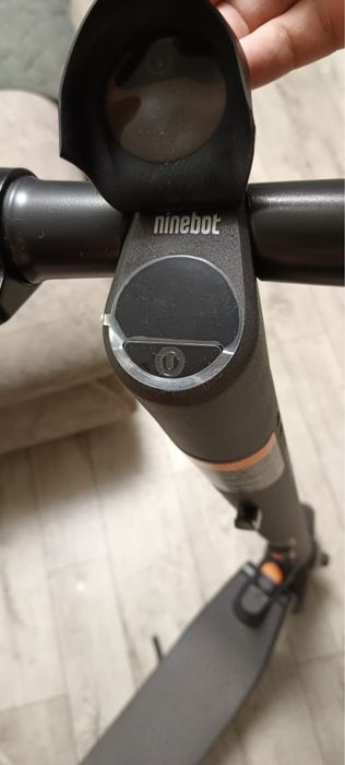 Продам Электро самокат ninebot by segway