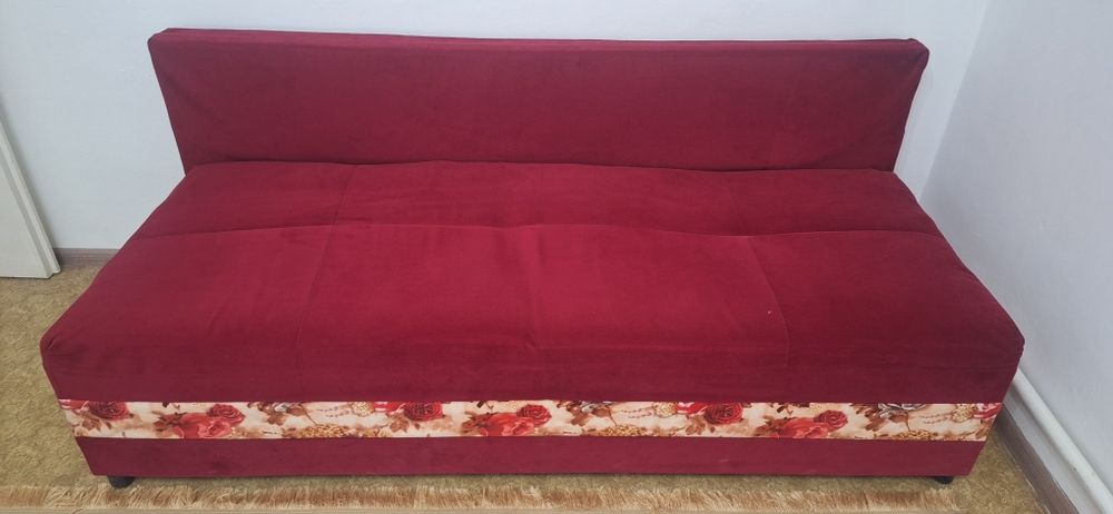 Мягкий уголок сатылады.