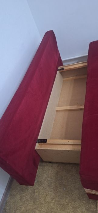 Мягкий уголок сатылады.