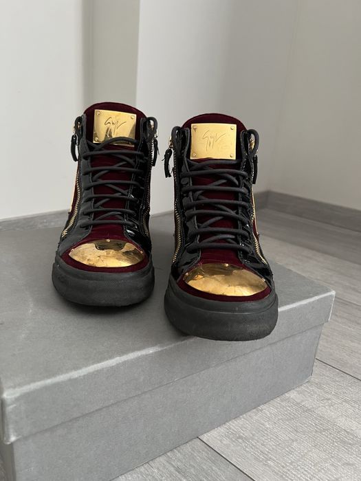 Кецове Giuseppe Zanotti