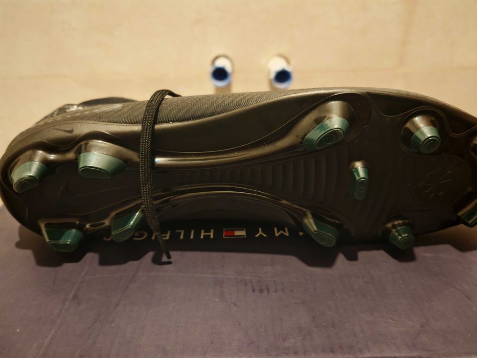 Vând ghete fotbal Nike