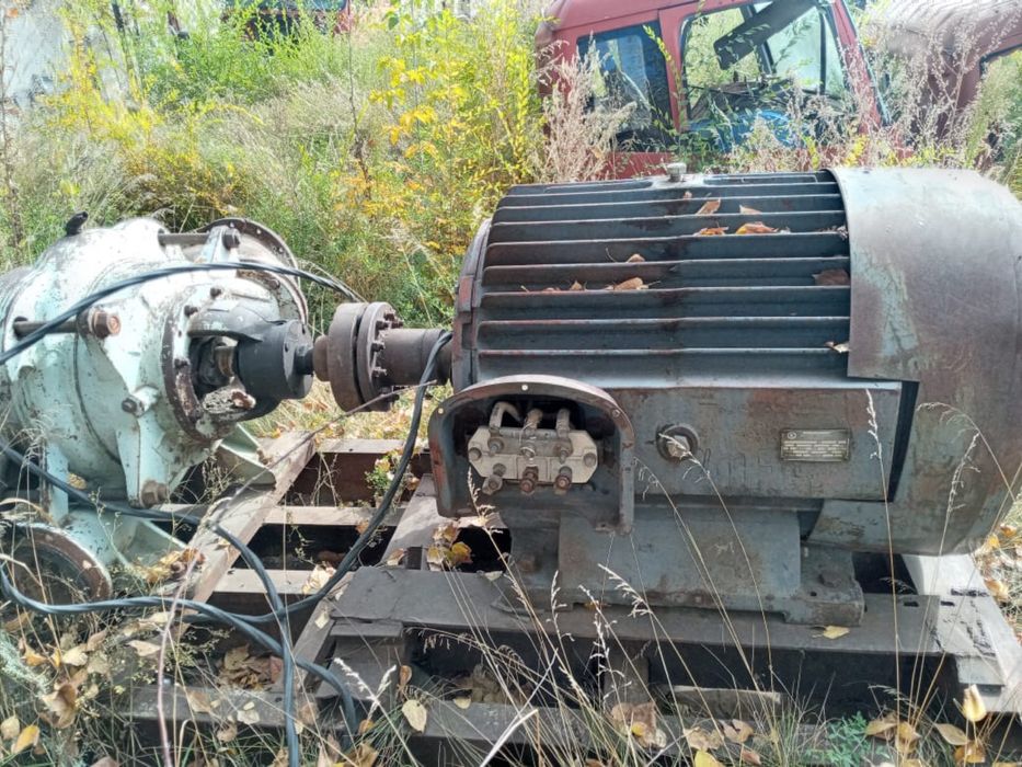 Продам электродвигатель 2 штуки