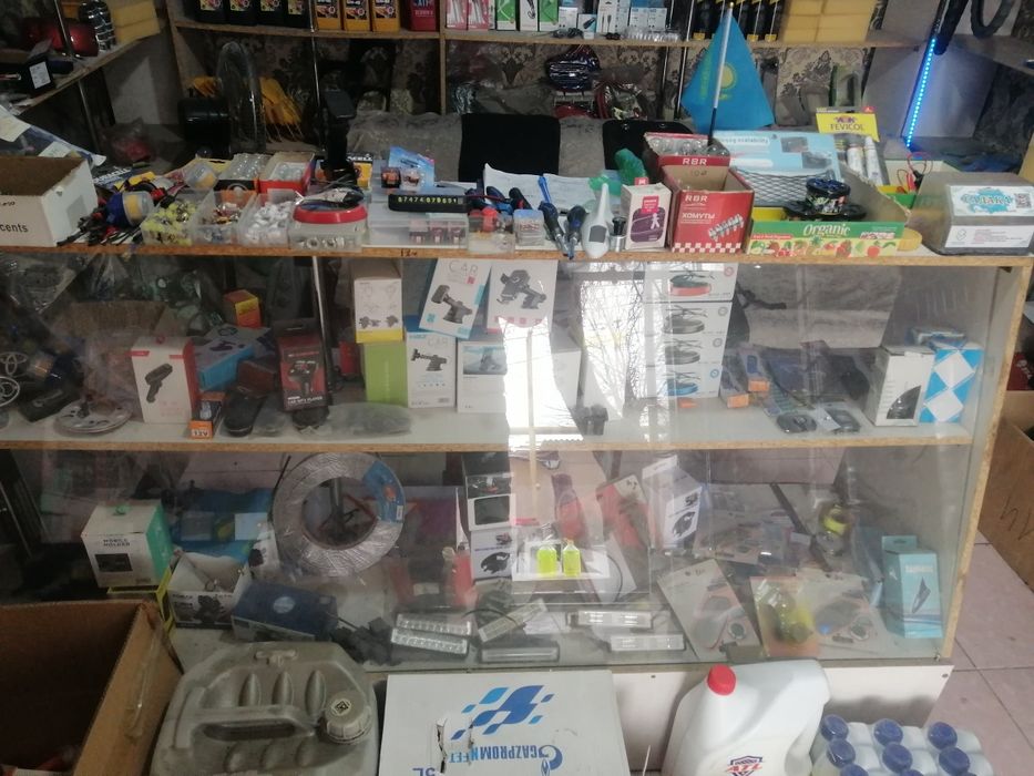 Продаеться магазин с товаром