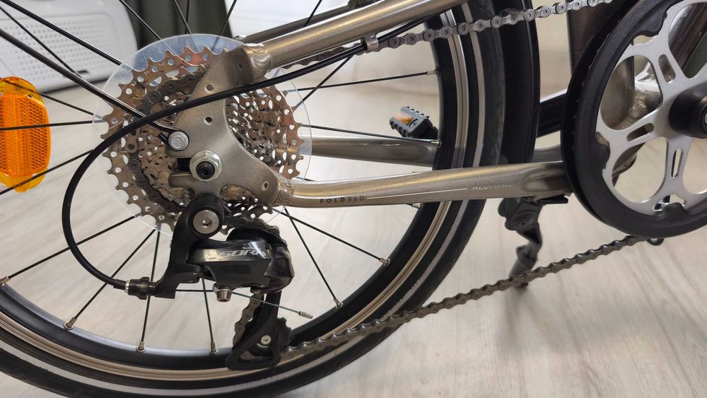Bicicleta pliabila FOLD 560 aluminiu (NU 500) - 9 viteze, noua.