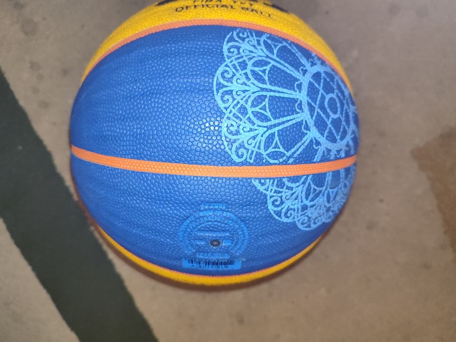 Продам мяч вилсон 3x3