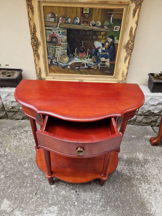 Прекрасна антикварна английска конзолна масичка