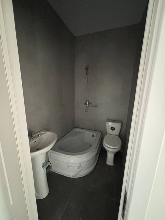 Новостройка, ЖК "Assalom Sohil" Golden House, 1/4/16  31,48 М²