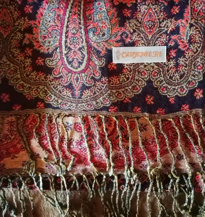 Кашмирени шалове