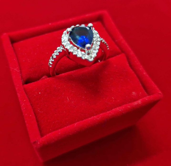 GR54,inel placat aur 18k,nou/marcat, zirconiu alb/safir