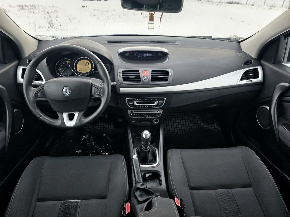 Vând Renault megane 1,9diesel euro 5