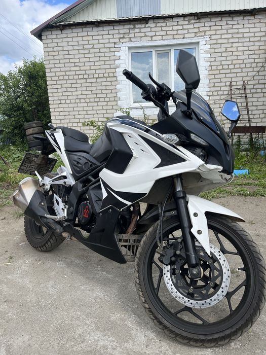 Продам мотоцикл Racer Storm 300
