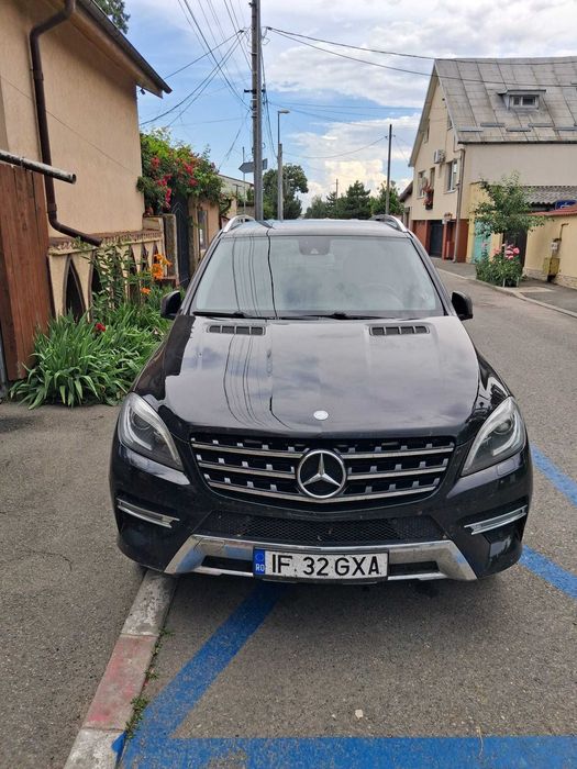 Mercedes Benz ML350