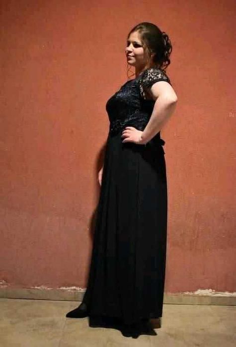 Бална рокля носена е един път само