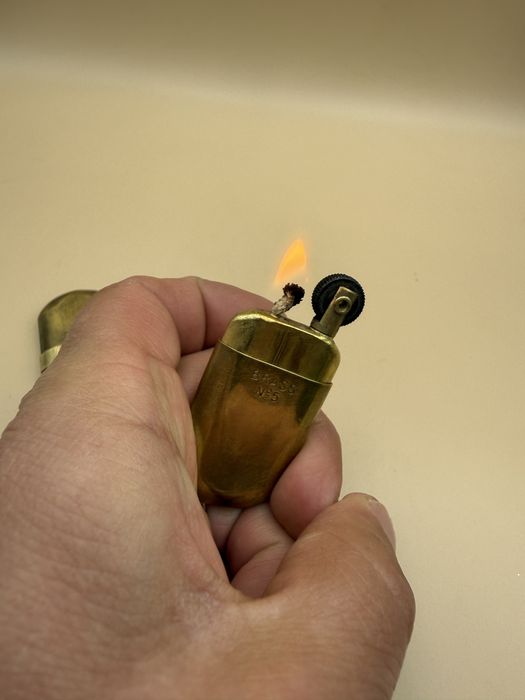 Bricheta pe benzina  trench art