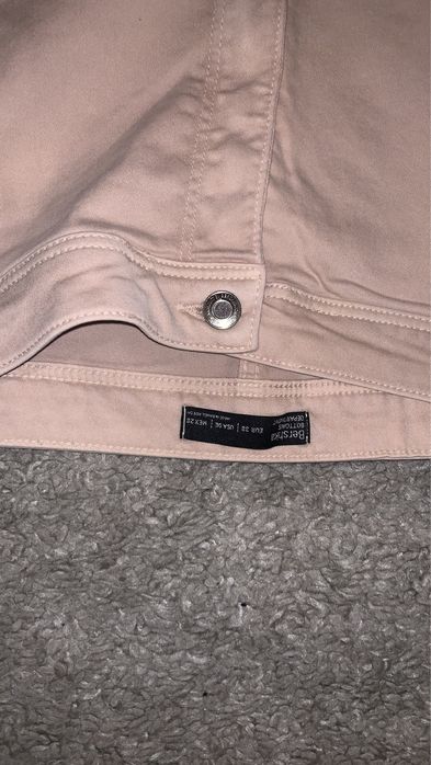 Blugi bershka high waist