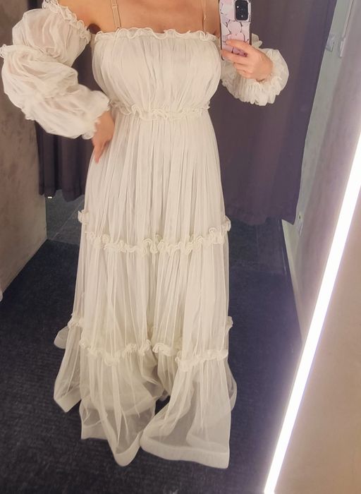 Rochie mireasa diafana