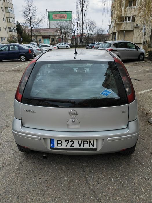Opel Corsa 1.2 Benzină + GPL - An 2004 impecabilă