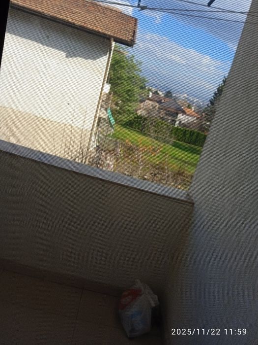 Самостоятелна стая под наем в Горна баня