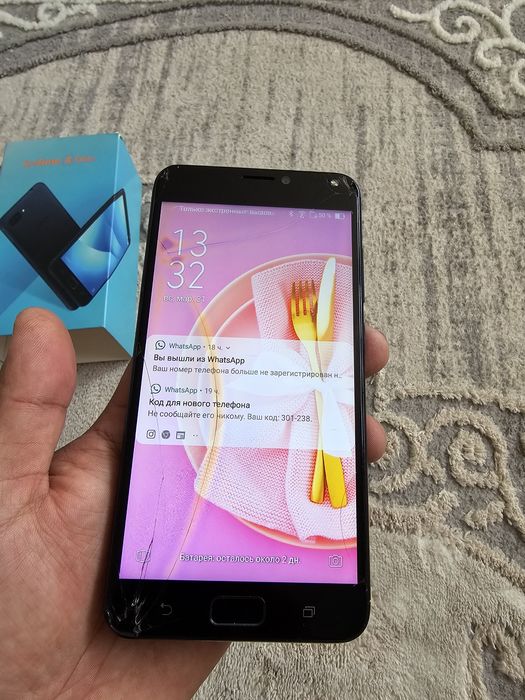 Asus Zenfone 4 max-треснуто стекло