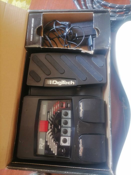 Электрогитара с примочкой