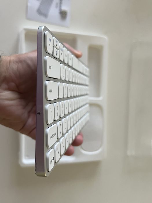 Смарт безжична клавиатура метална и супер тънка гр. София Зона Б-19 ...