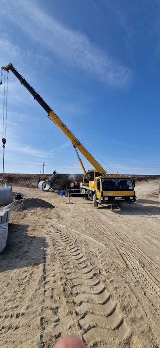 НЕДОРОГО Аренда автокран услуги кран 25 тон Стр 42 метр